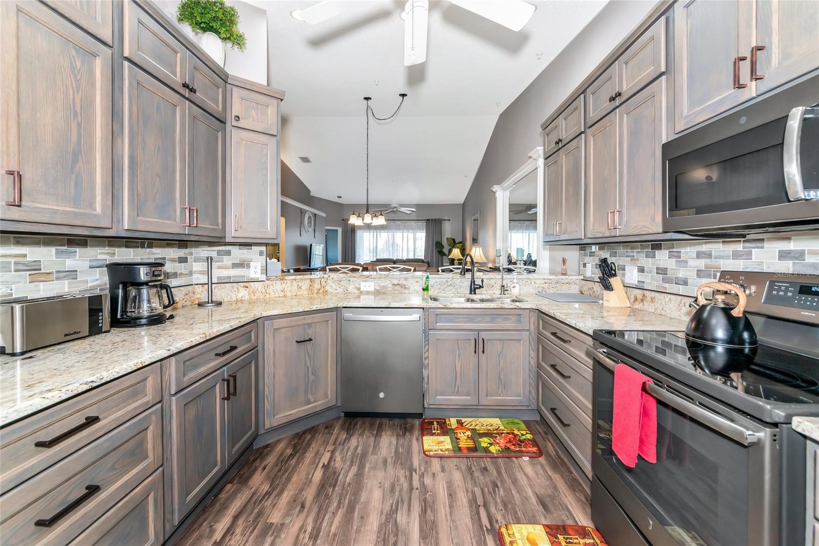 Image 9 of 45 For 5251 Mahogany Run Avenue 521