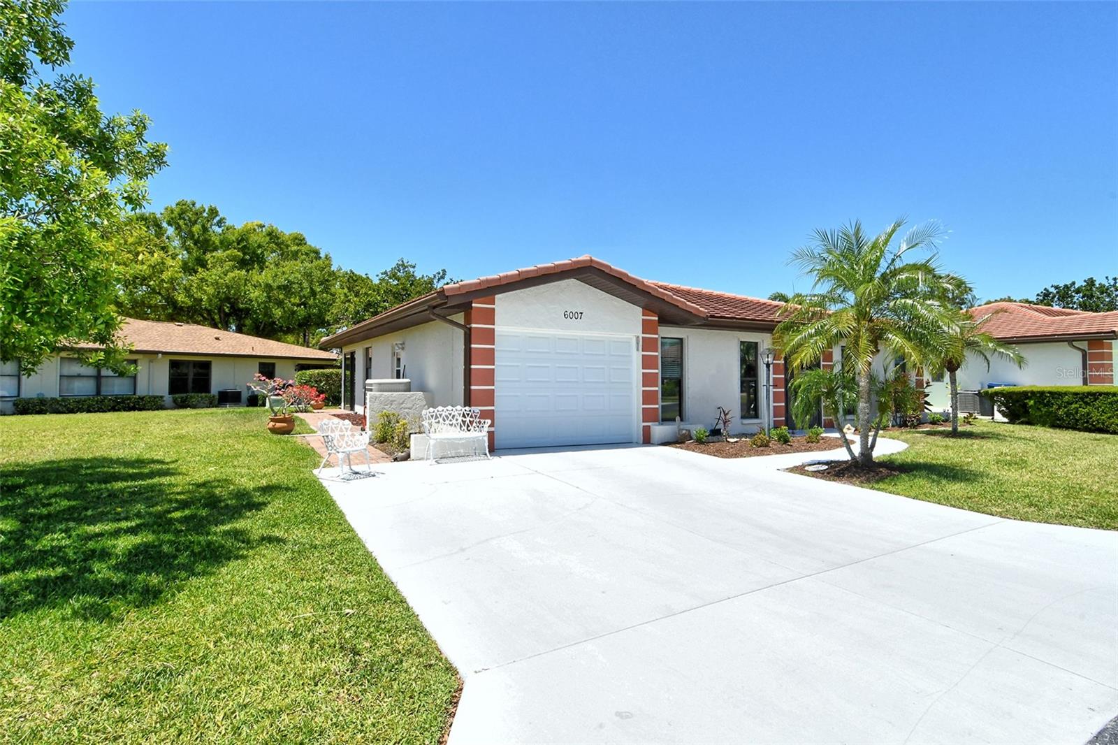 Image 2 of 28 For 6007 Vivienda Drive 29