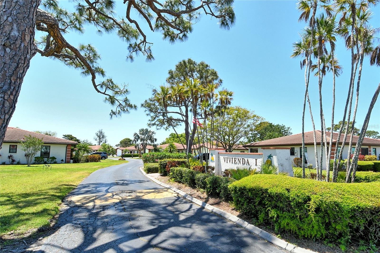 Image 25 of 28 For 6007 Vivienda Drive 29