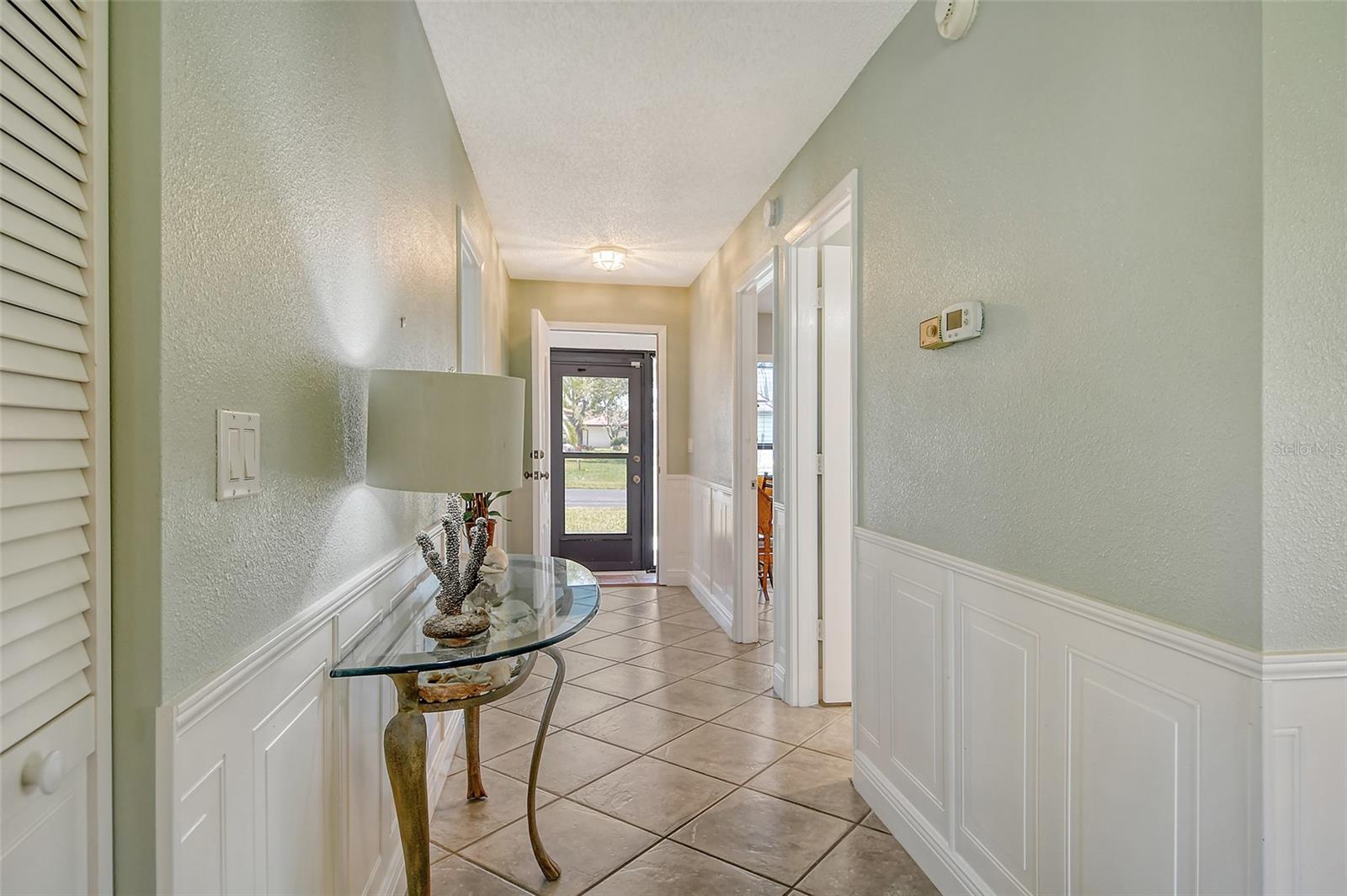 Image 4 of 28 For 6007 Vivienda Drive 29