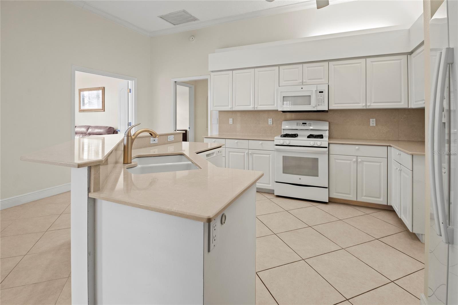 Image 10 of 47 For 4613 Sweetmeadow Circle