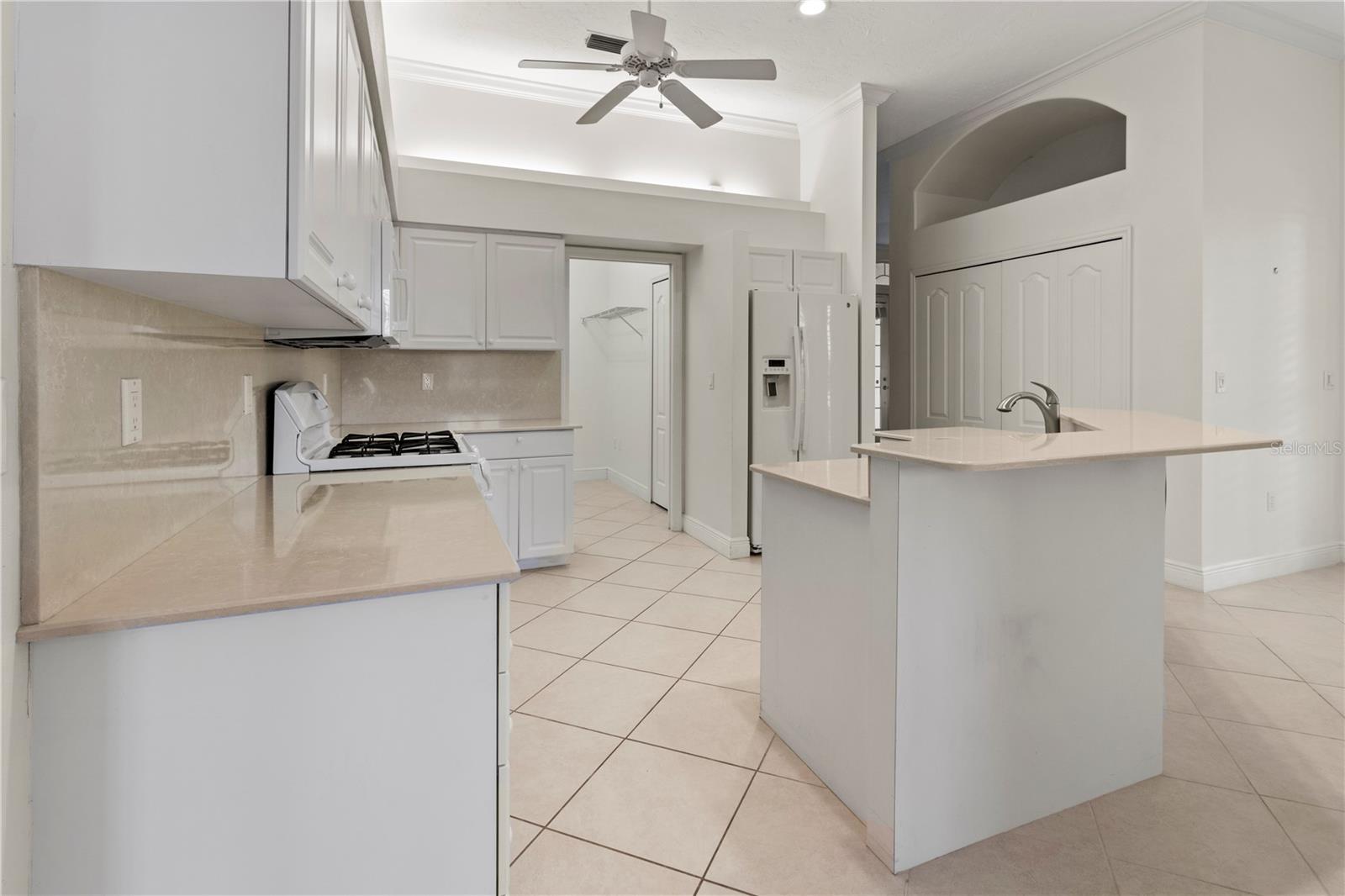 Image 14 of 47 For 4613 Sweetmeadow Circle