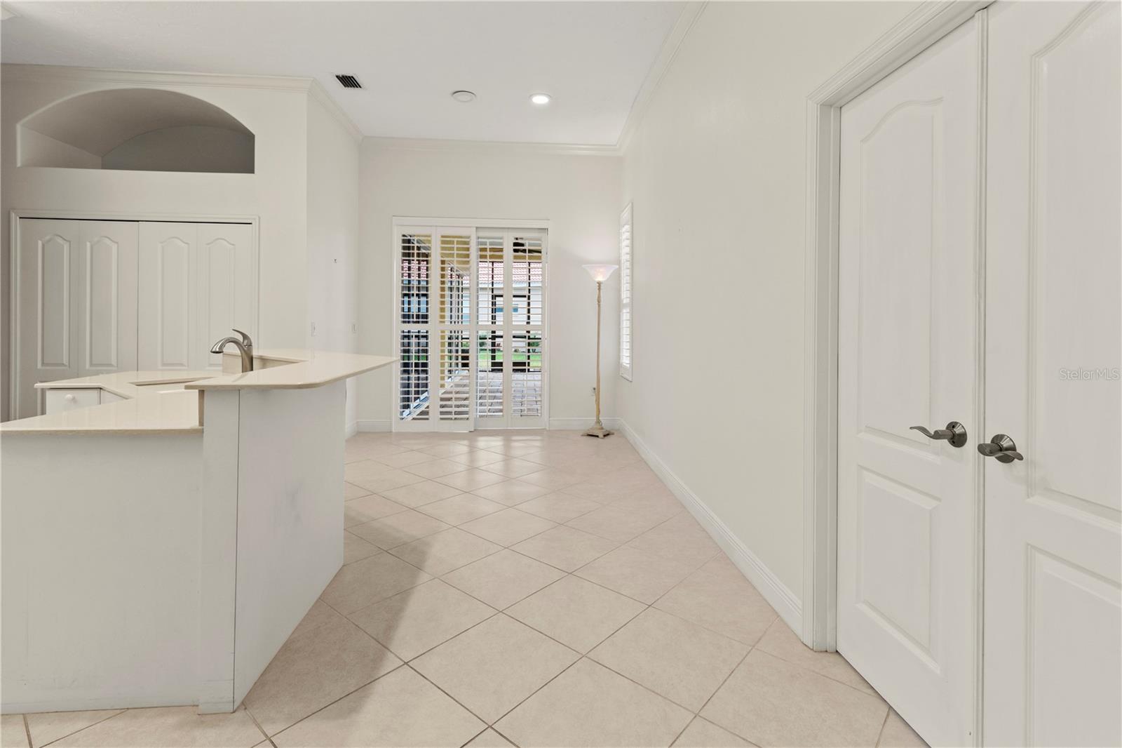 Image 18 of 47 For 4613 Sweetmeadow Circle