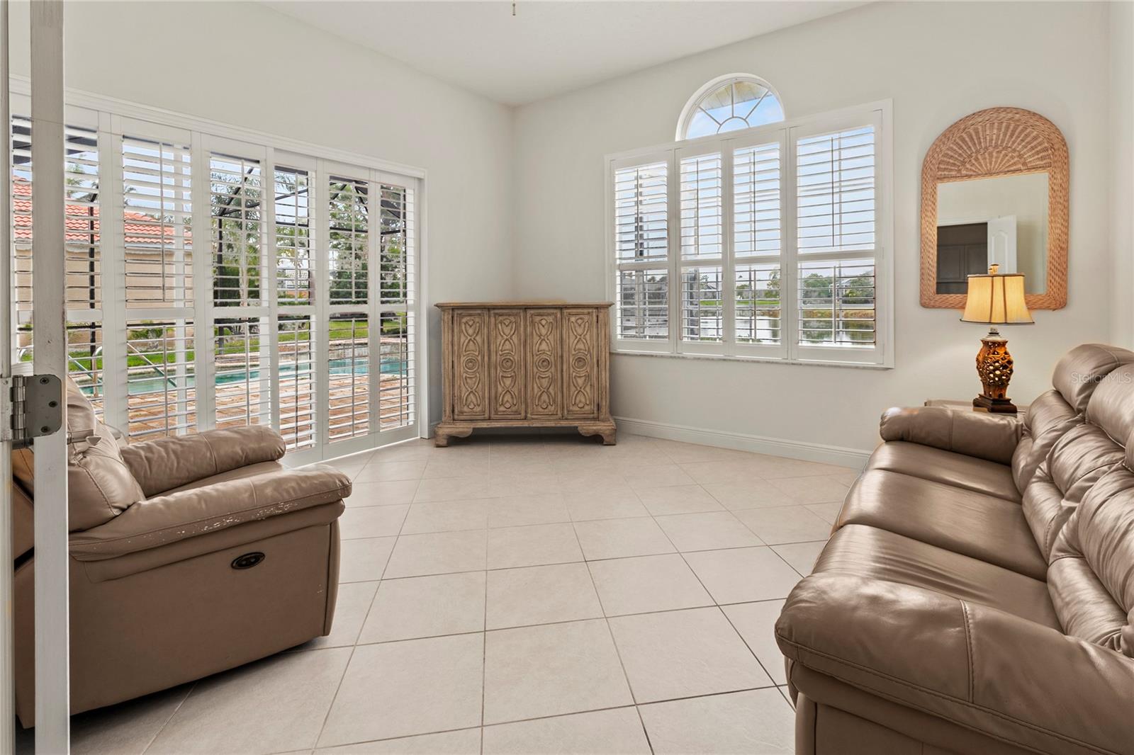 Image 20 of 47 For 4613 Sweetmeadow Circle