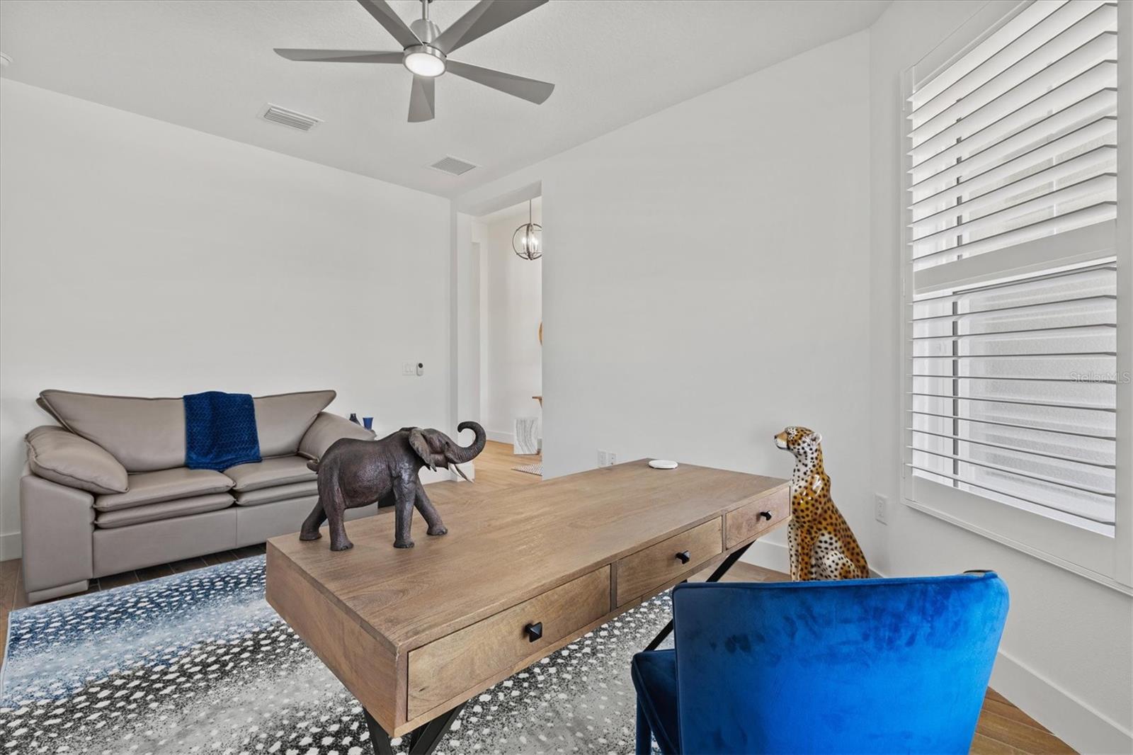 Image 7 of 79 For 8107 Slipway Drive