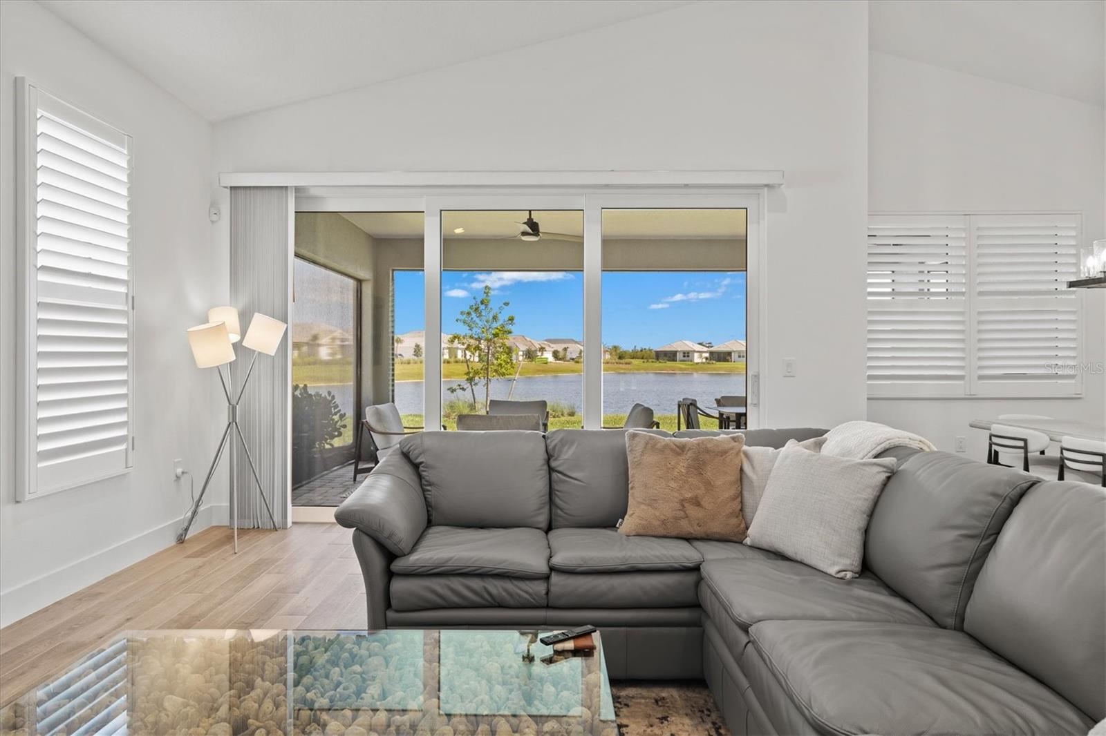 Image 9 of 79 For 8107 Slipway Drive