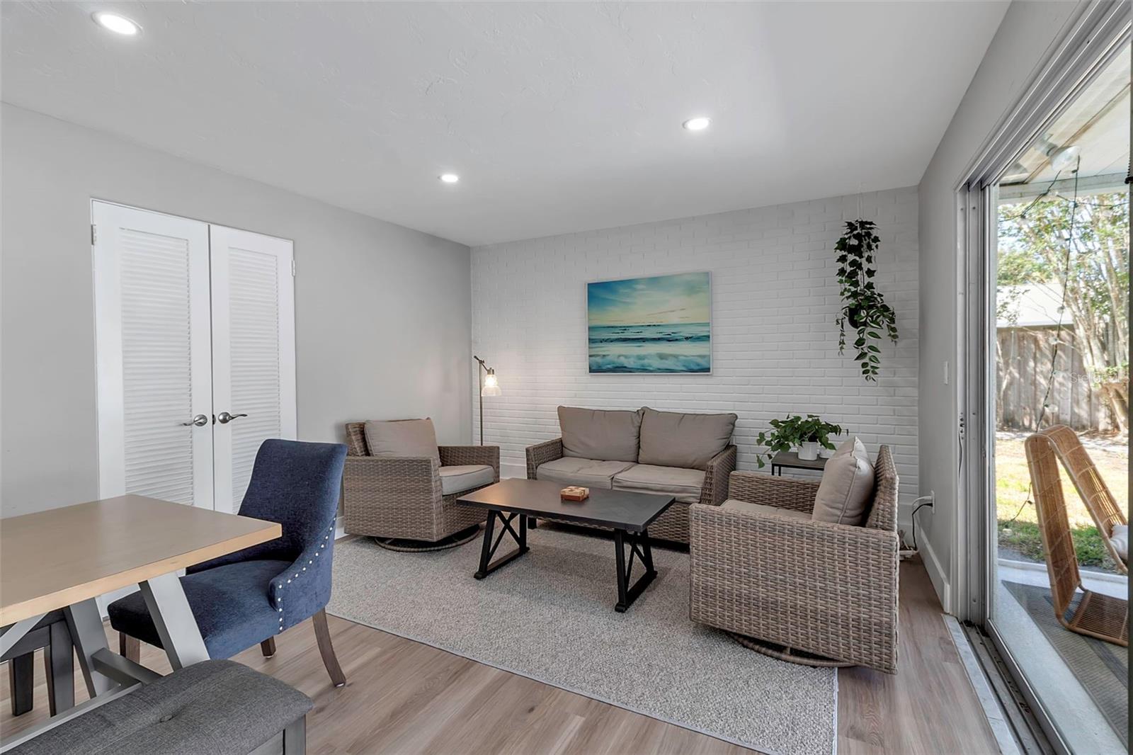 Image 22 of 41 For 3130 Key Way