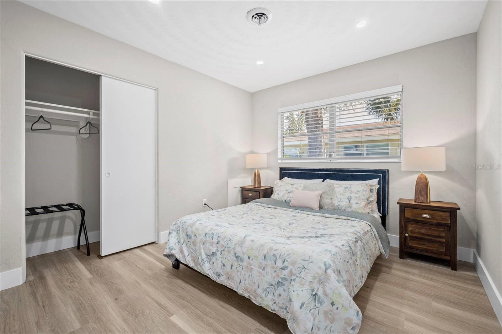 Image 31 of 41 For 3130 Key Way