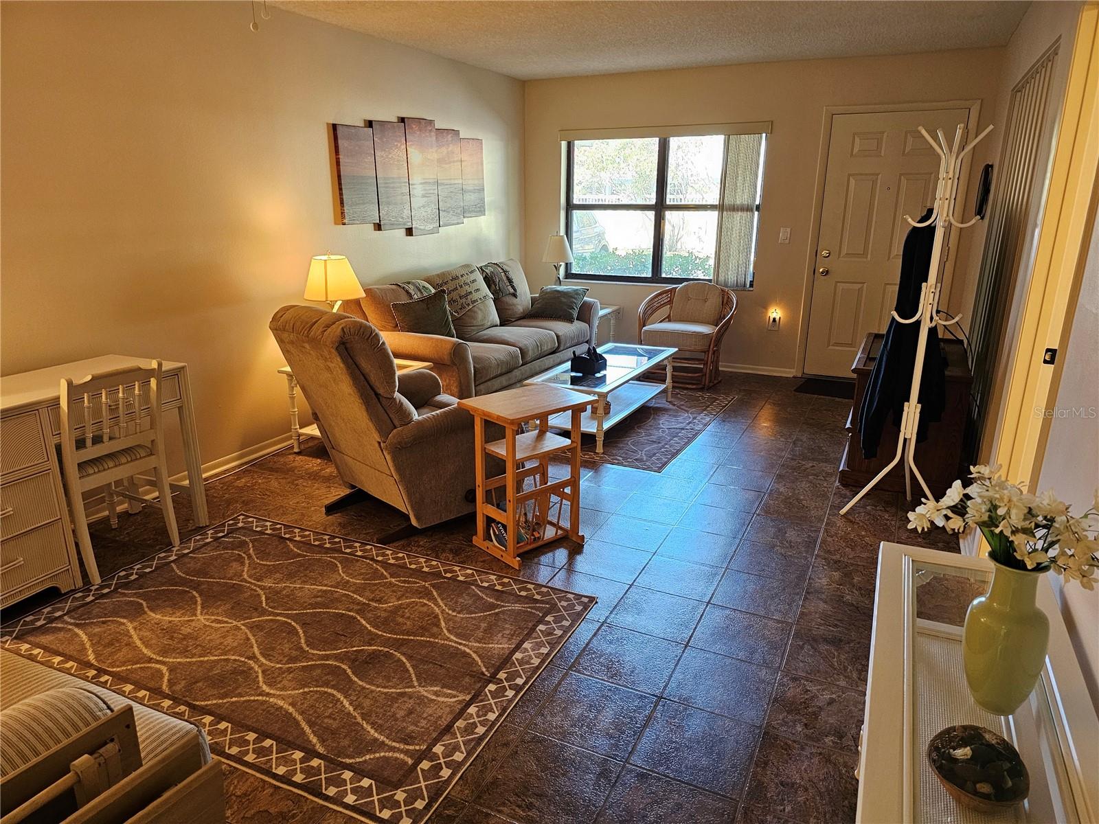 Image 4 of 28 For 425 30th Avenue W C104