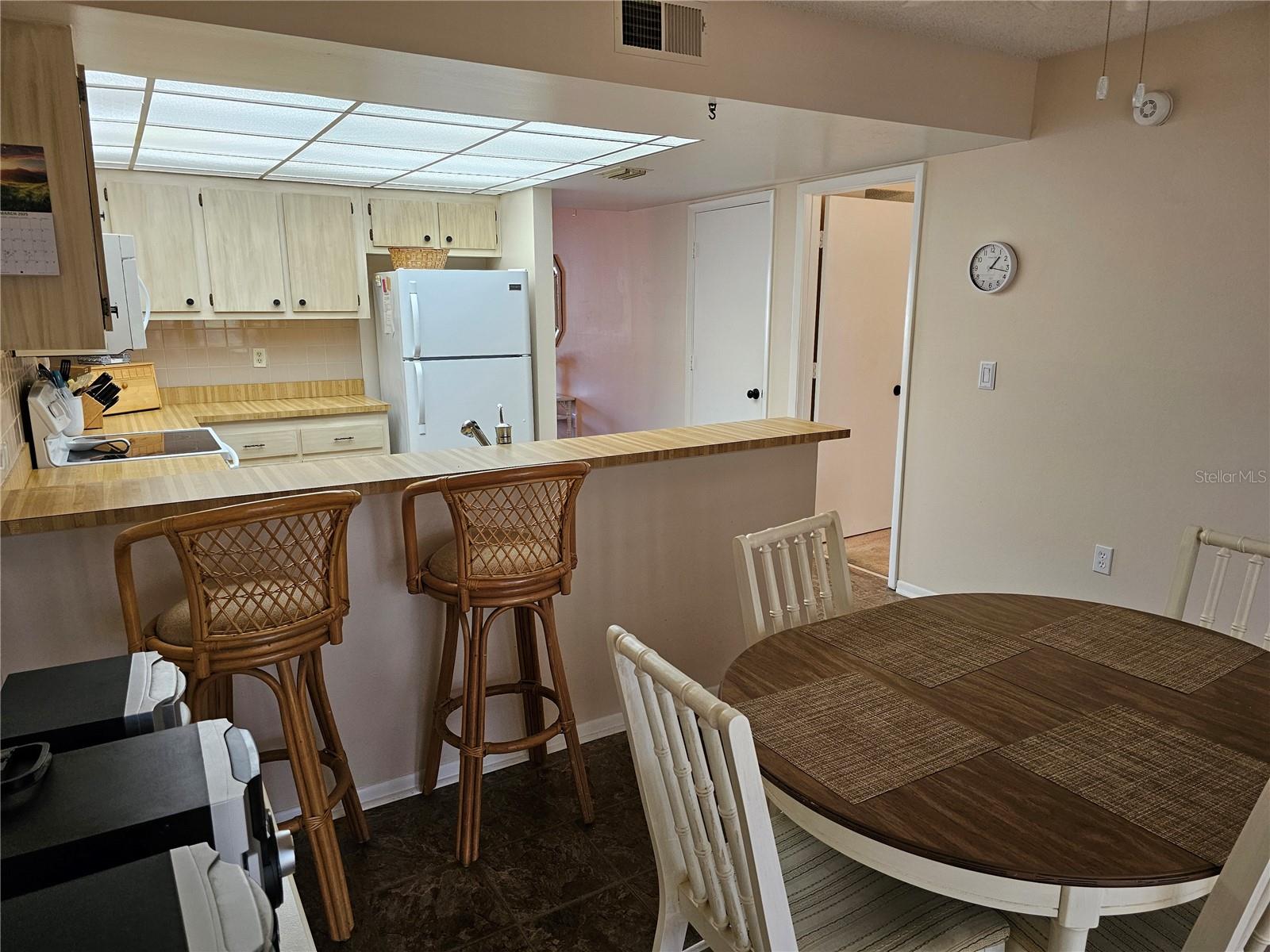 Image 8 of 28 For 425 30th Avenue W C104