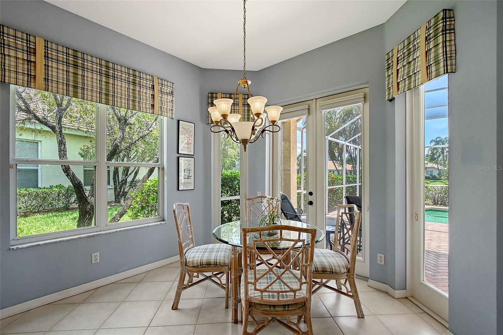 Image 13 of 66 For 7528 Ascot Court