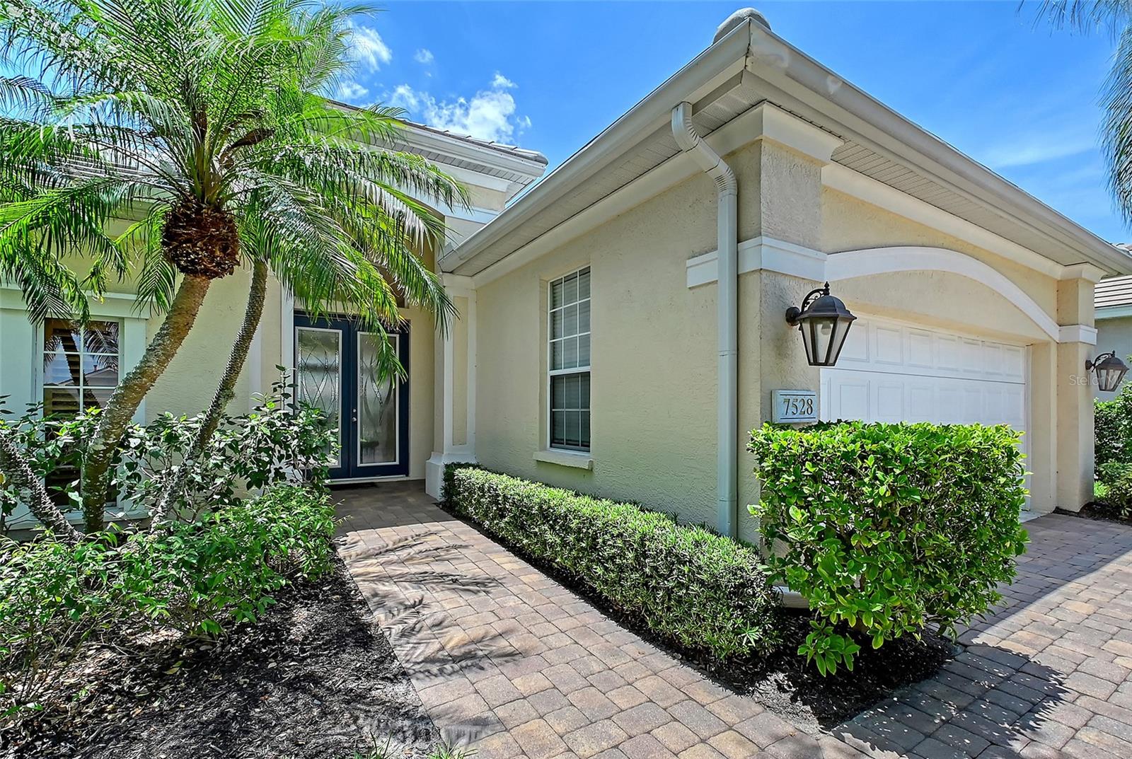 Image 3 of 66 For 7528 Ascot Court