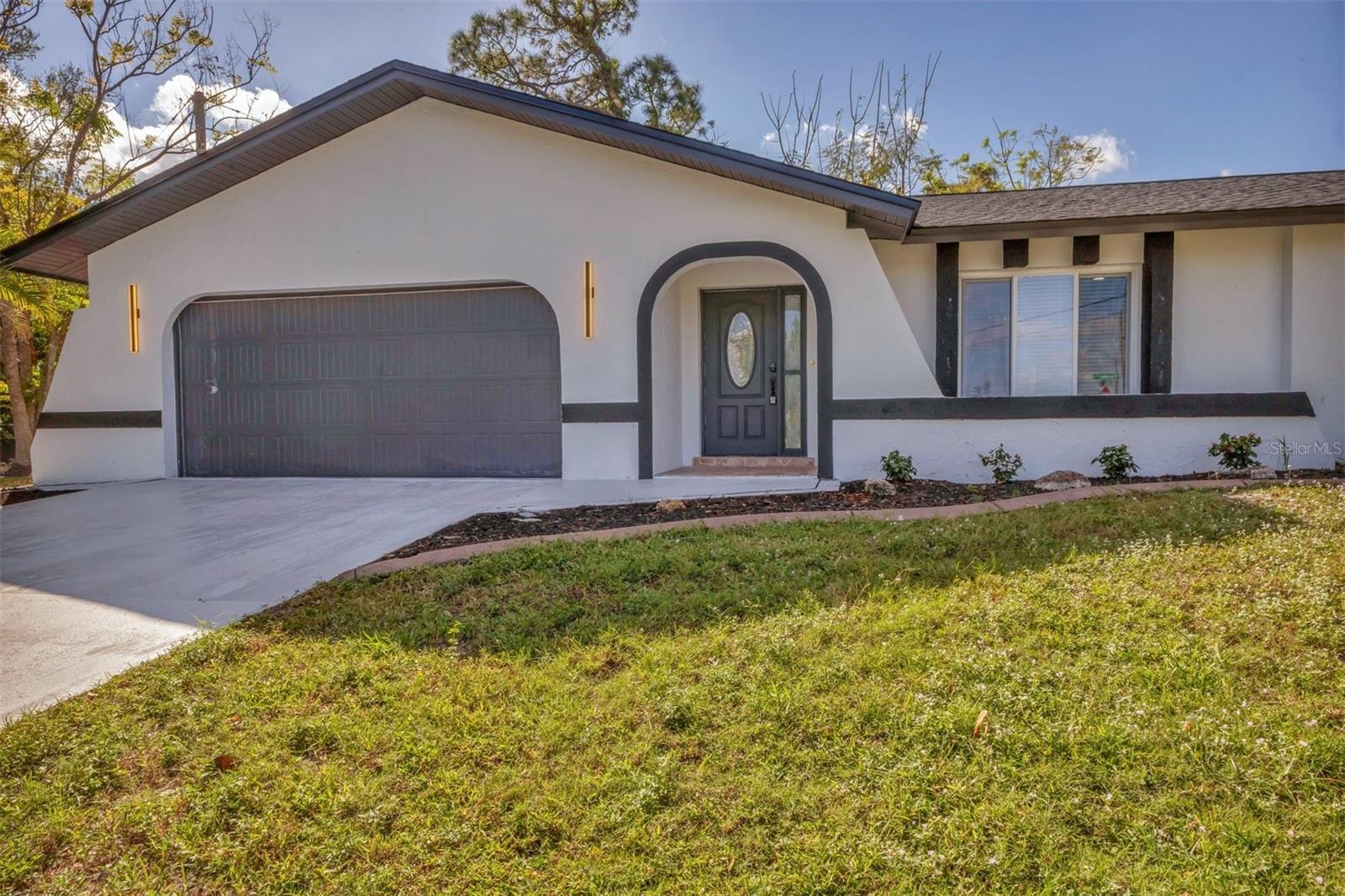 Details for 4290 Yucatan Circle, PORT CHARLOTTE, FL 33948