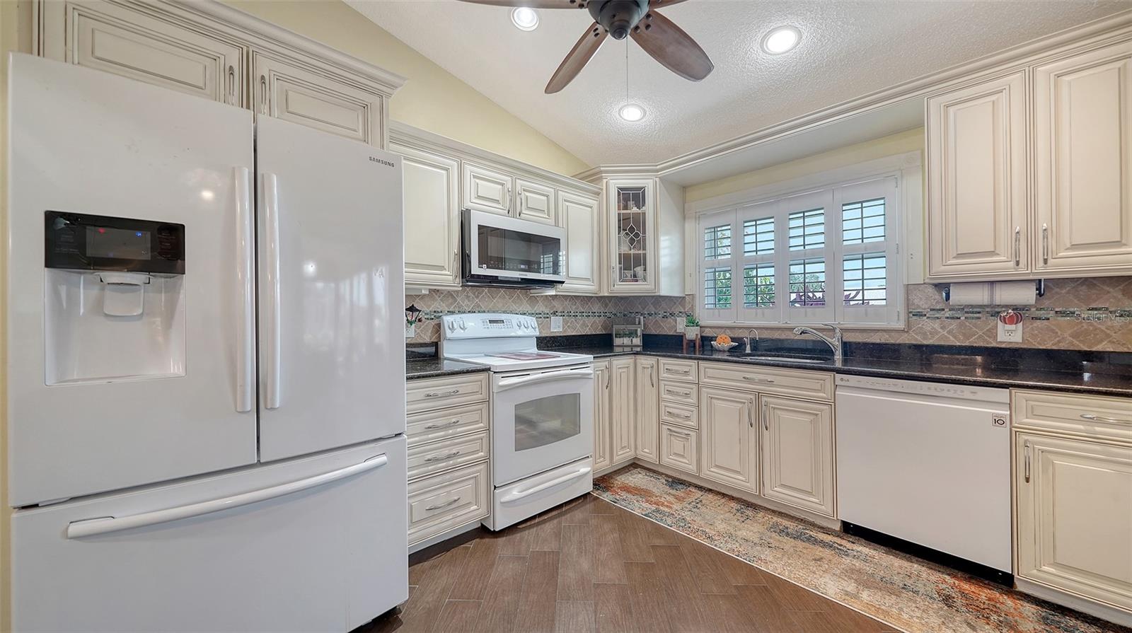Image 8 of 29 For 4131 Salernes Avenue 3051