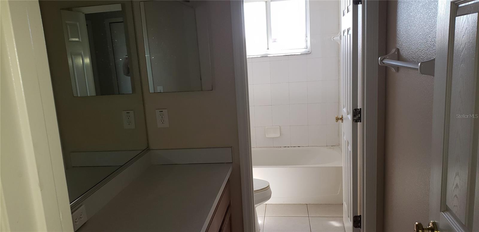 Image 11 of 12 For 3909 61st Drive E
