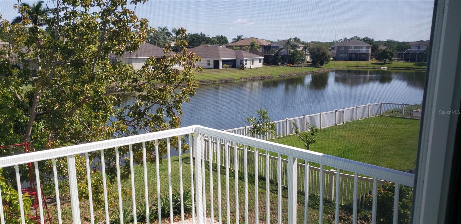 Image 2 of 12 For 3909 61st Drive E