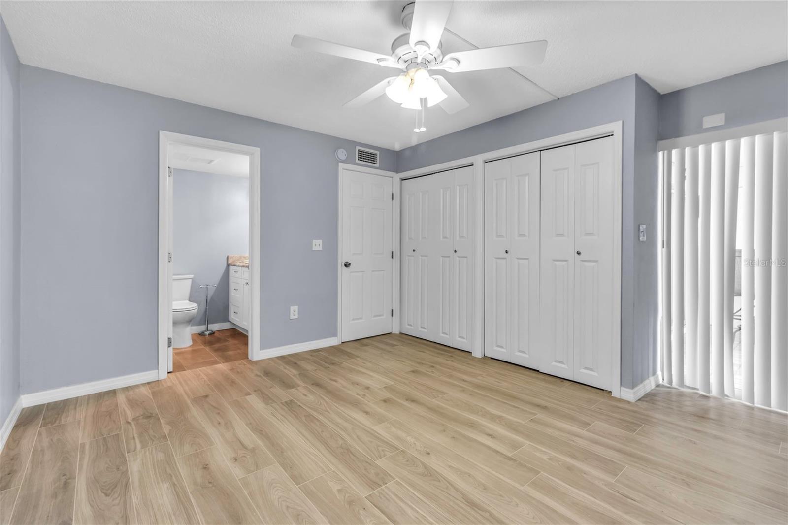 Image 15 of 46 For 10415 Waterbird Way 10415