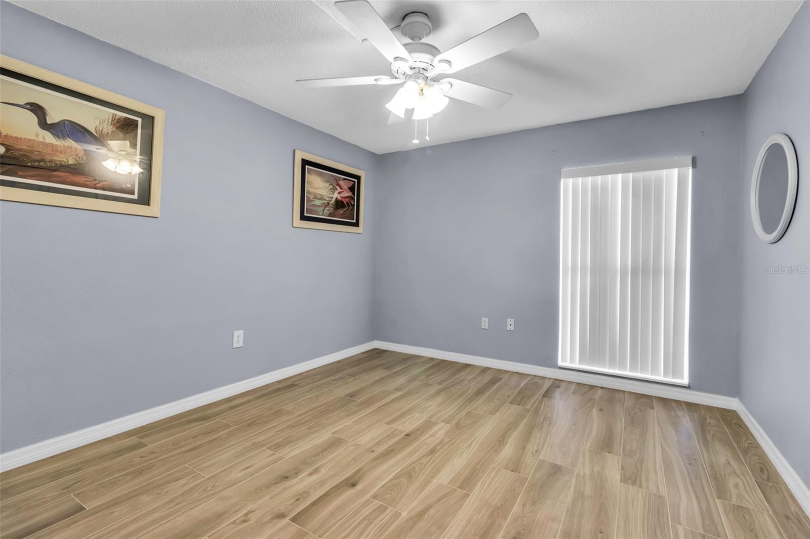 Image 21 of 46 For 10415 Waterbird Way 10415