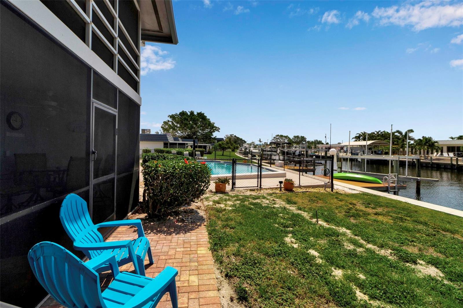 Image 33 of 46 For 10415 Waterbird Way 10415
