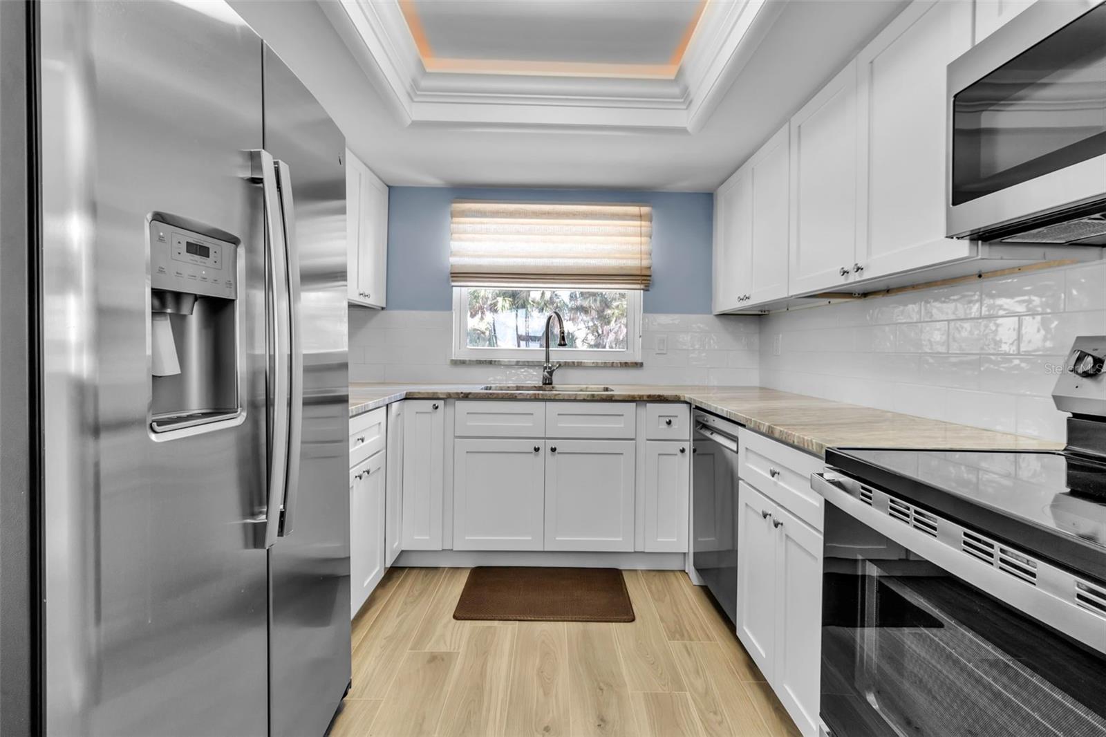 Image 5 of 46 For 10415 Waterbird Way 10415