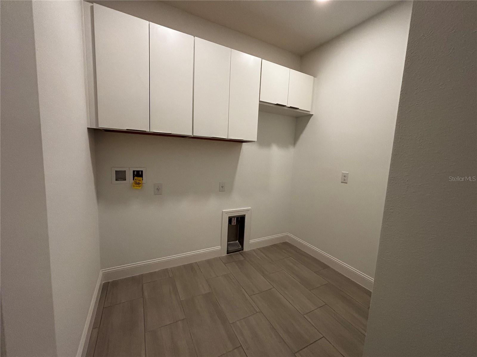 Image 11 of 31 For 5784 Freestone Circle