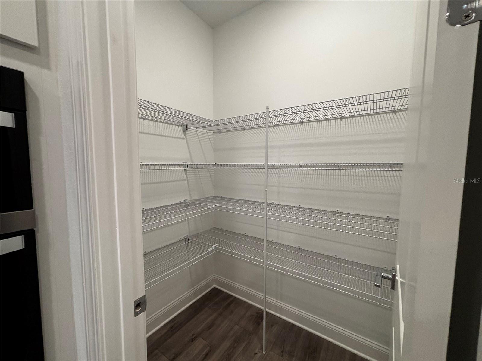 Image 17 of 31 For 5784 Freestone Circle