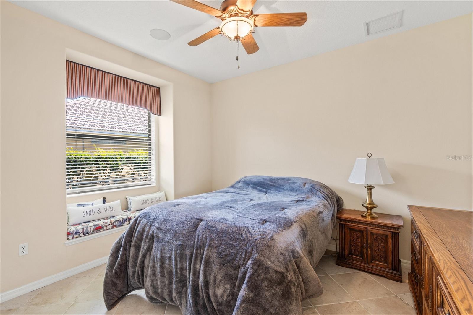 Image 22 of 33 For 4668 Tuscana Drive