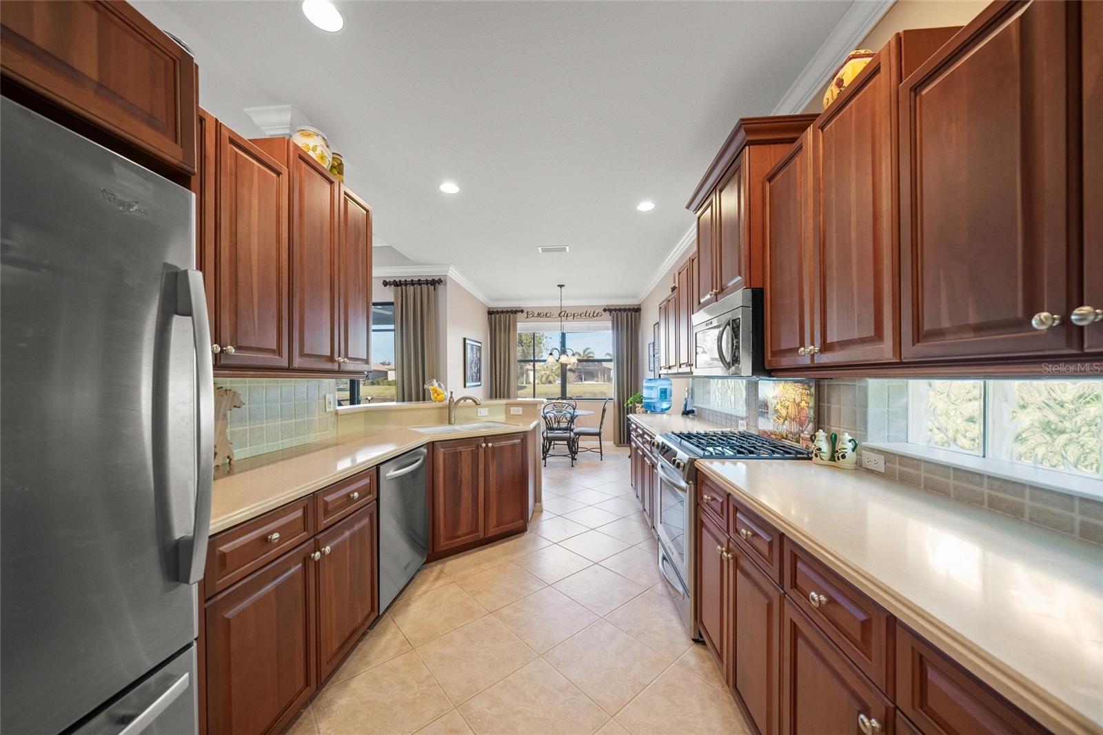 Image 13 of 51 For 531 Latitude Lane