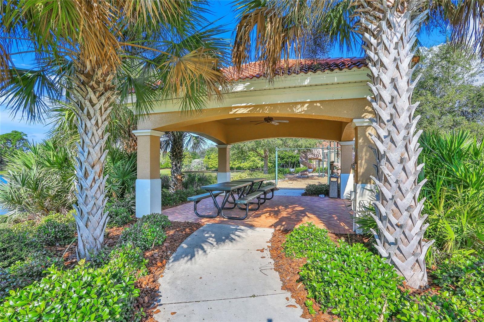 Image 42 of 51 For 531 Latitude Lane