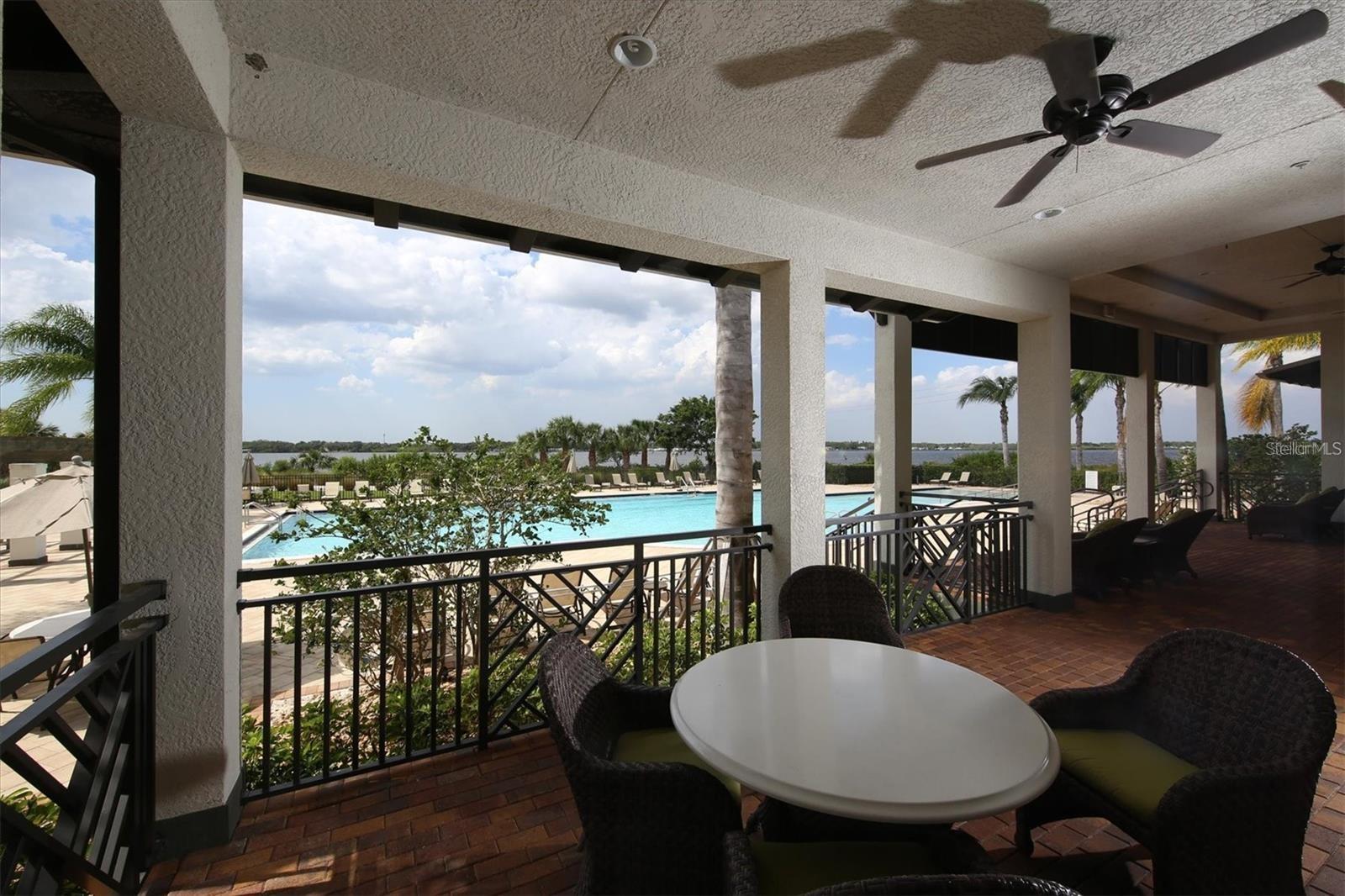 Listing photo id 26 for 1030 Tidewater Shores Loop 404