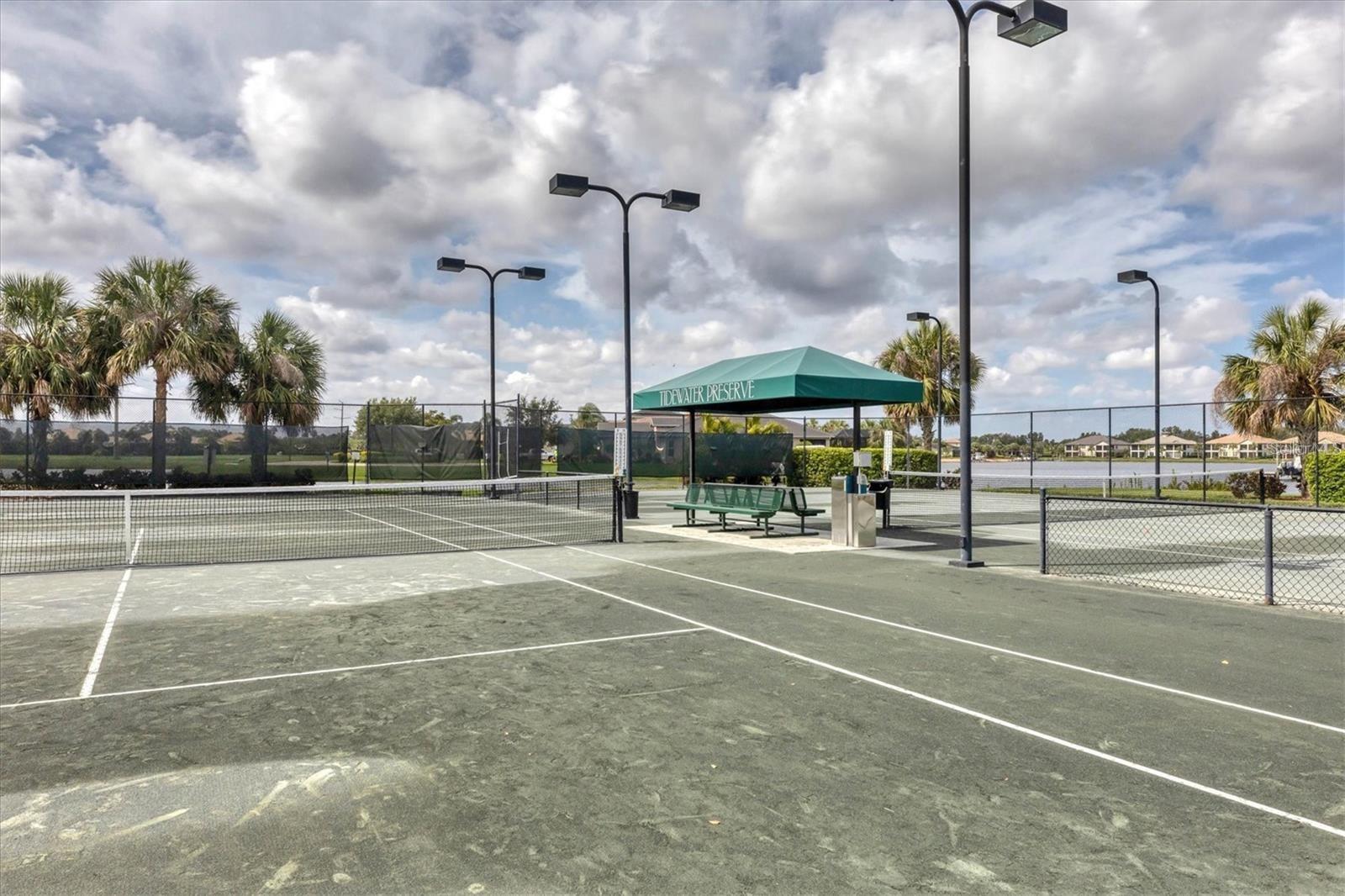 Listing photo id 32 for 1030 Tidewater Shores Loop 404