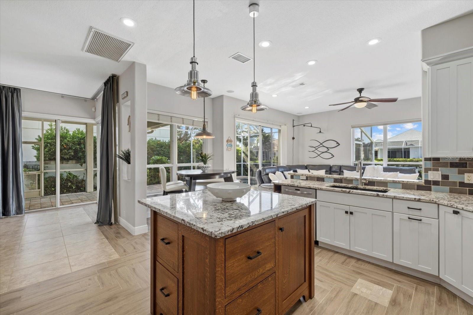 Image 12 of 52 For 4715 Spinnaker Drive