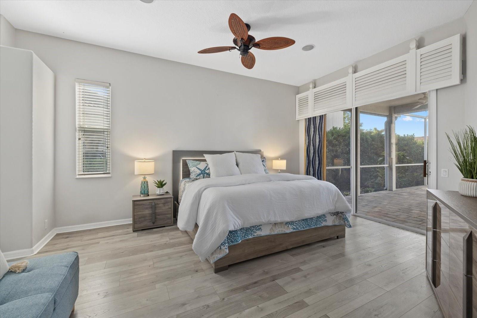 Image 24 of 52 For 4715 Spinnaker Drive