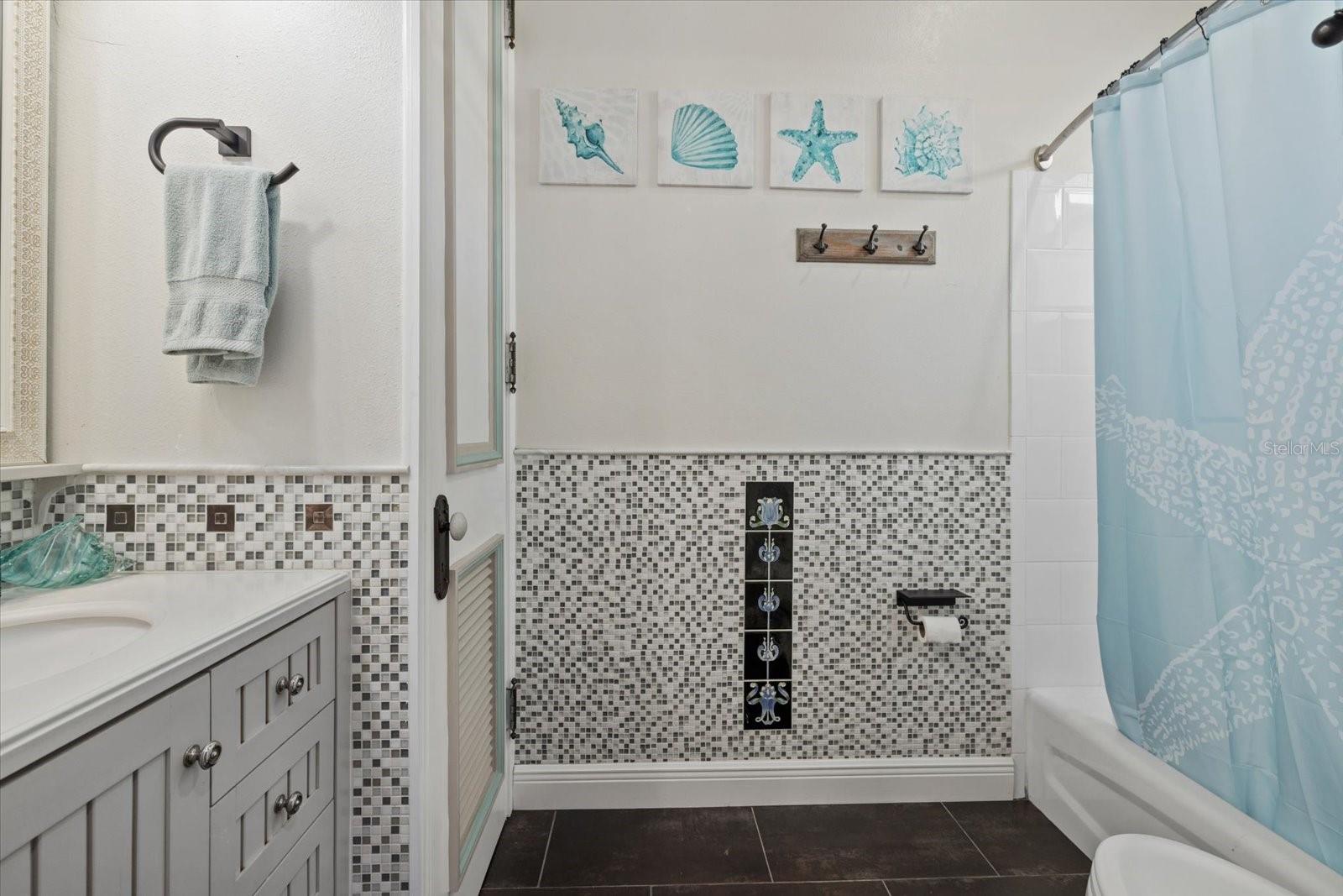 Image 31 of 52 For 4715 Spinnaker Drive