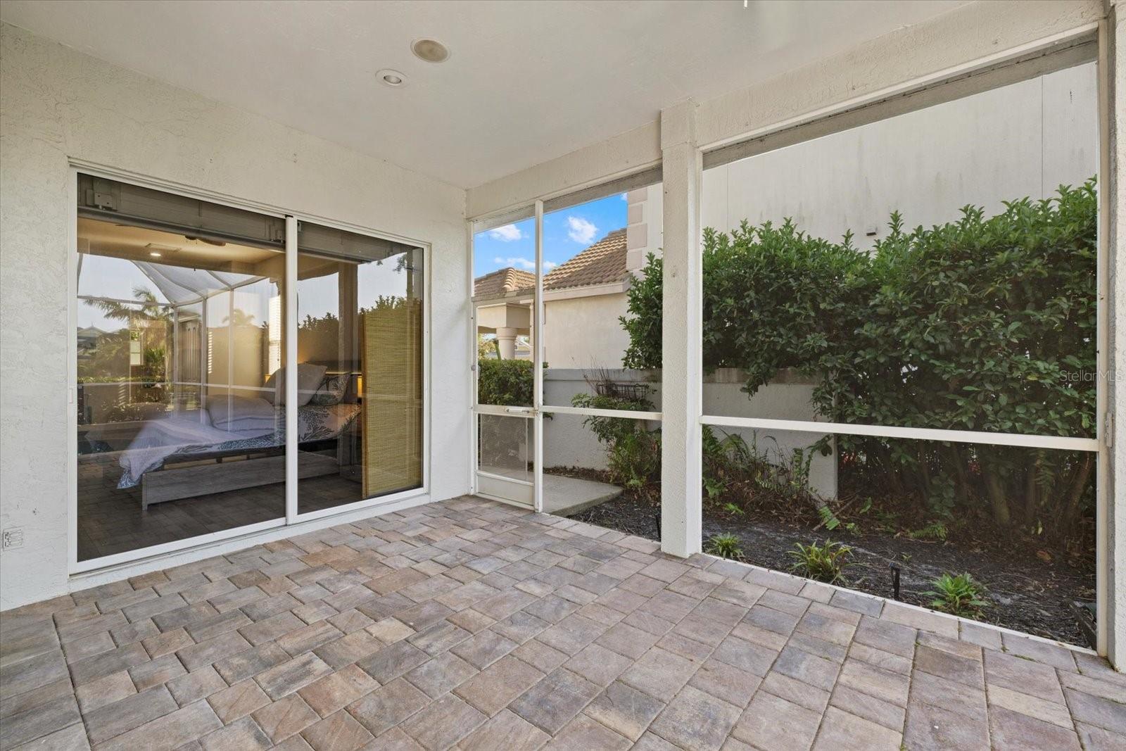 Image 36 of 52 For 4715 Spinnaker Drive