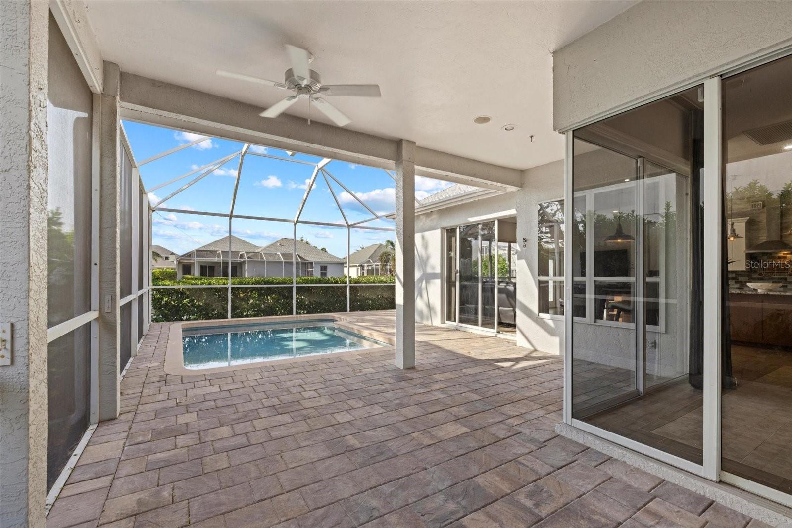 Image 37 of 52 For 4715 Spinnaker Drive
