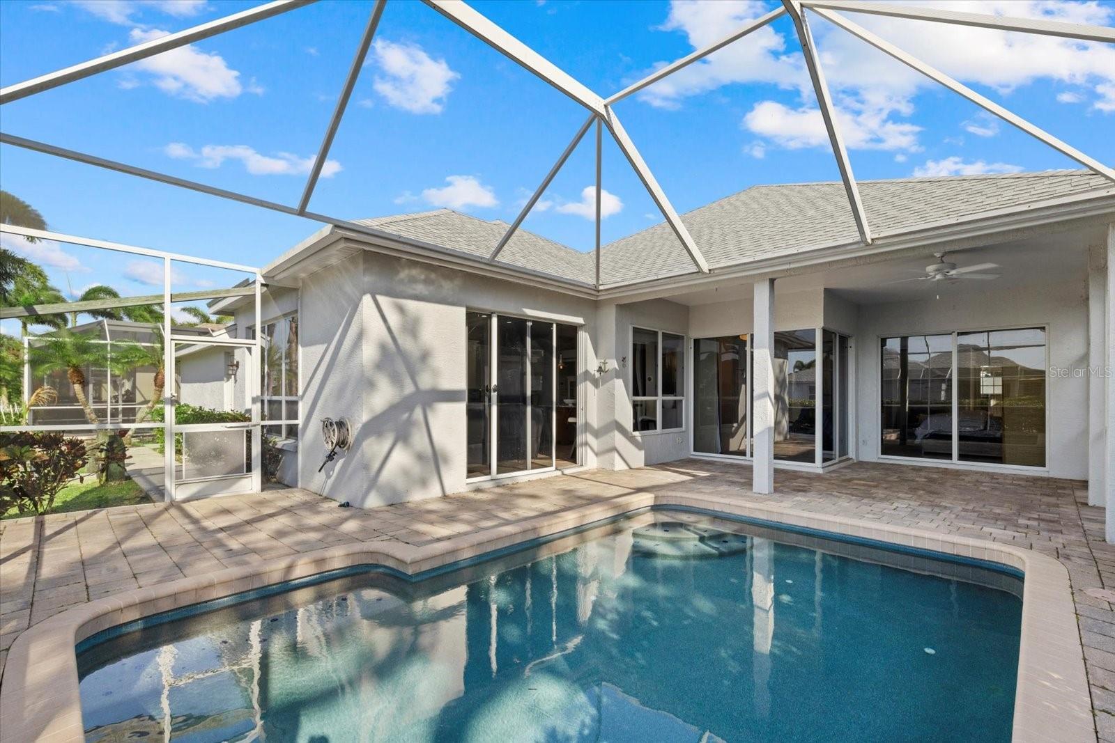 Image 39 of 52 For 4715 Spinnaker Drive