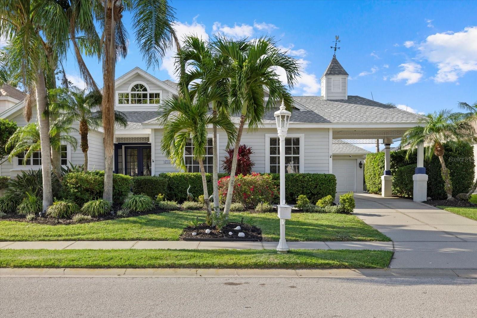 Image 5 of 52 For 4715 Spinnaker Drive