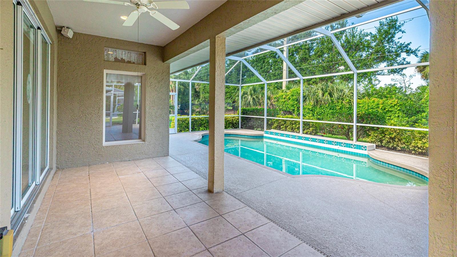 Image 34 of 41 For 534 Oak Bay Drive