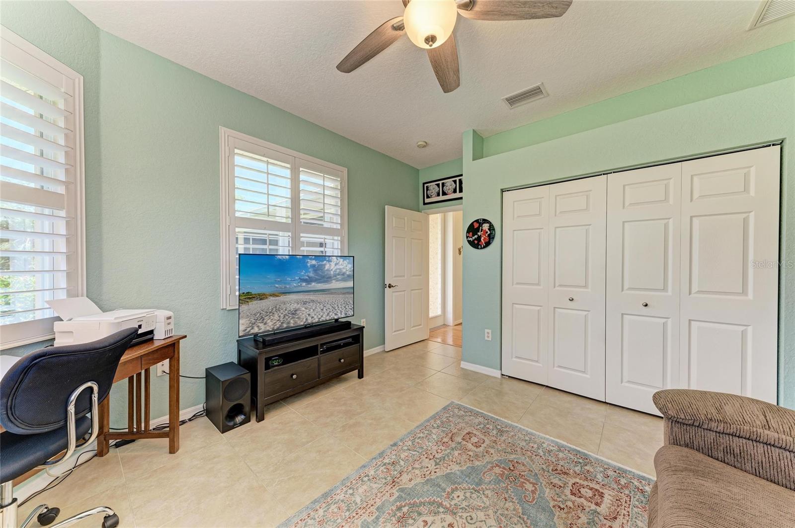 Image 32 of 47 For 5616 90th Avenue Circle E