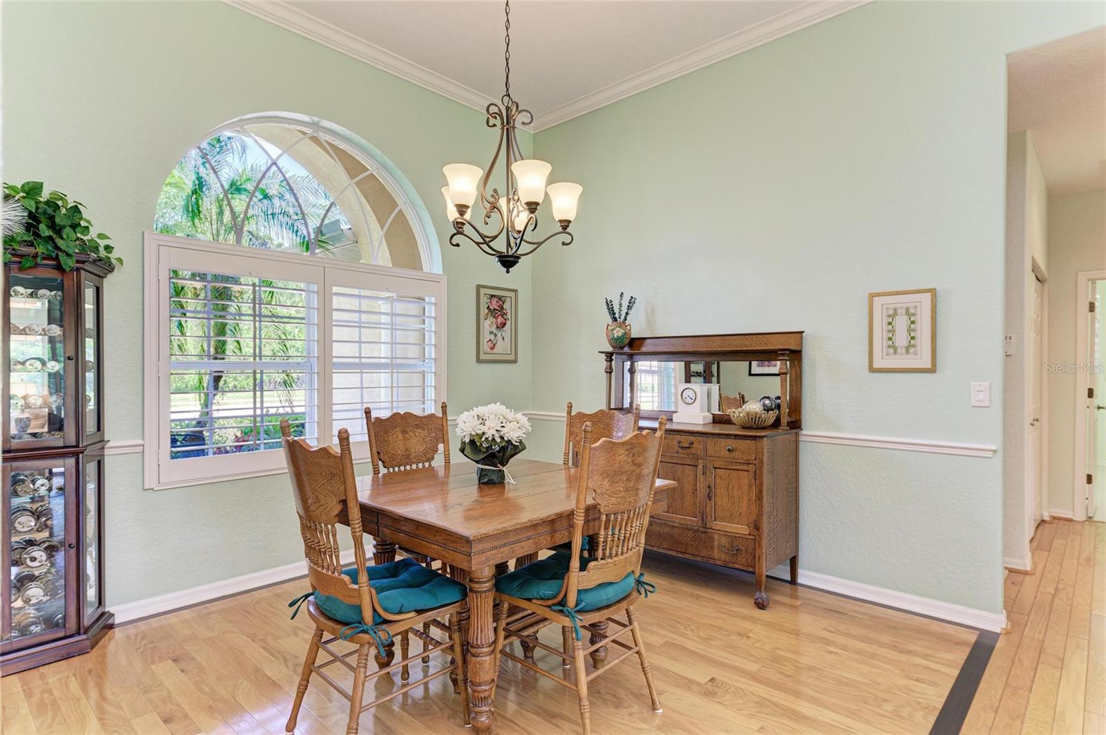Image 5 of 47 For 5616 90th Avenue Circle E