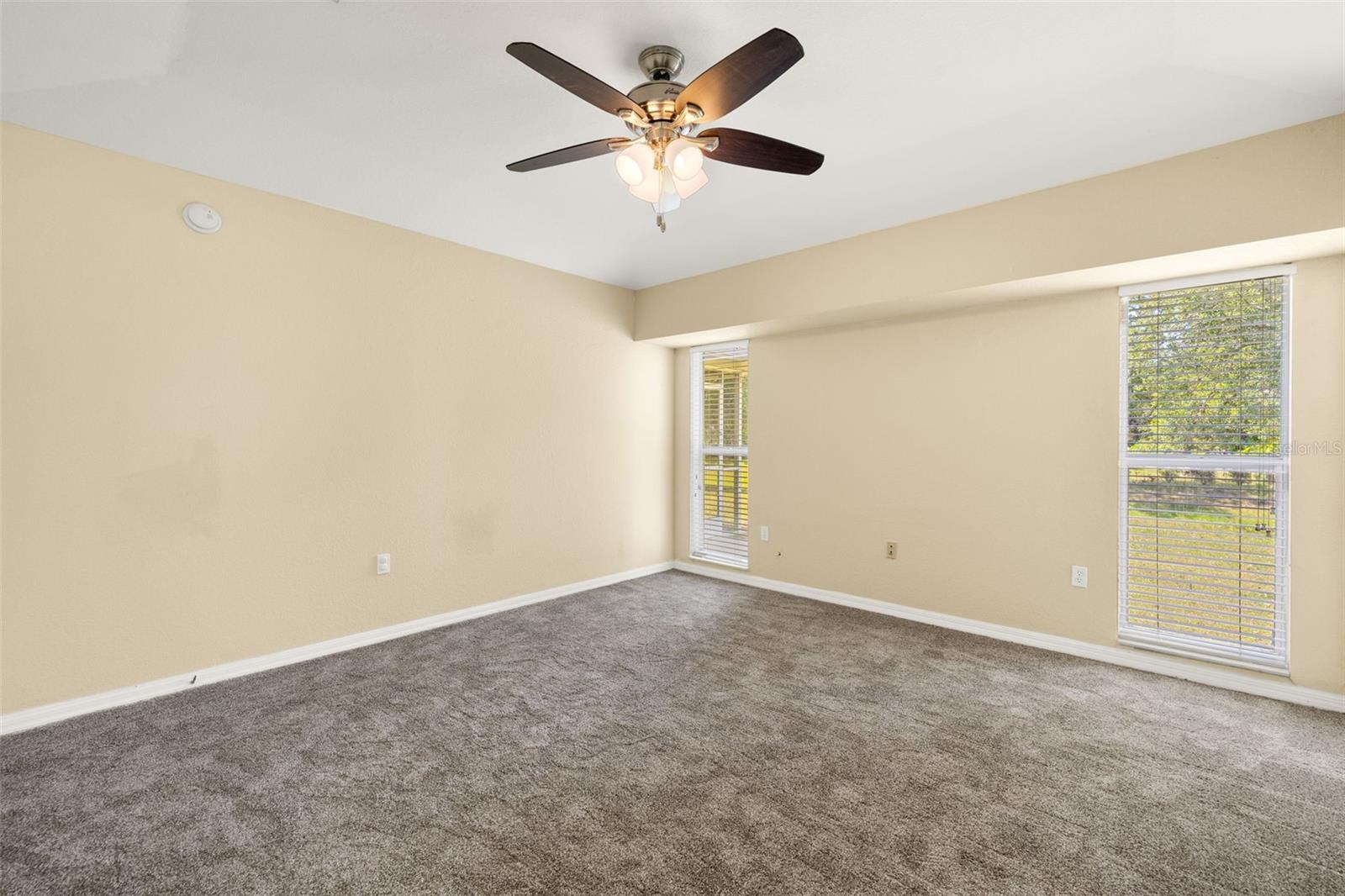 Image 14 of 32 For 27255 Deep Creek Boulevard
