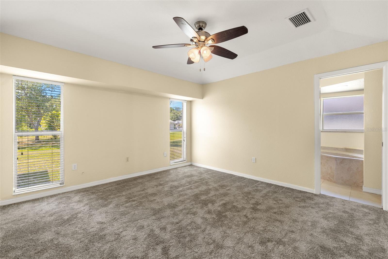 Image 15 of 32 For 27255 Deep Creek Boulevard