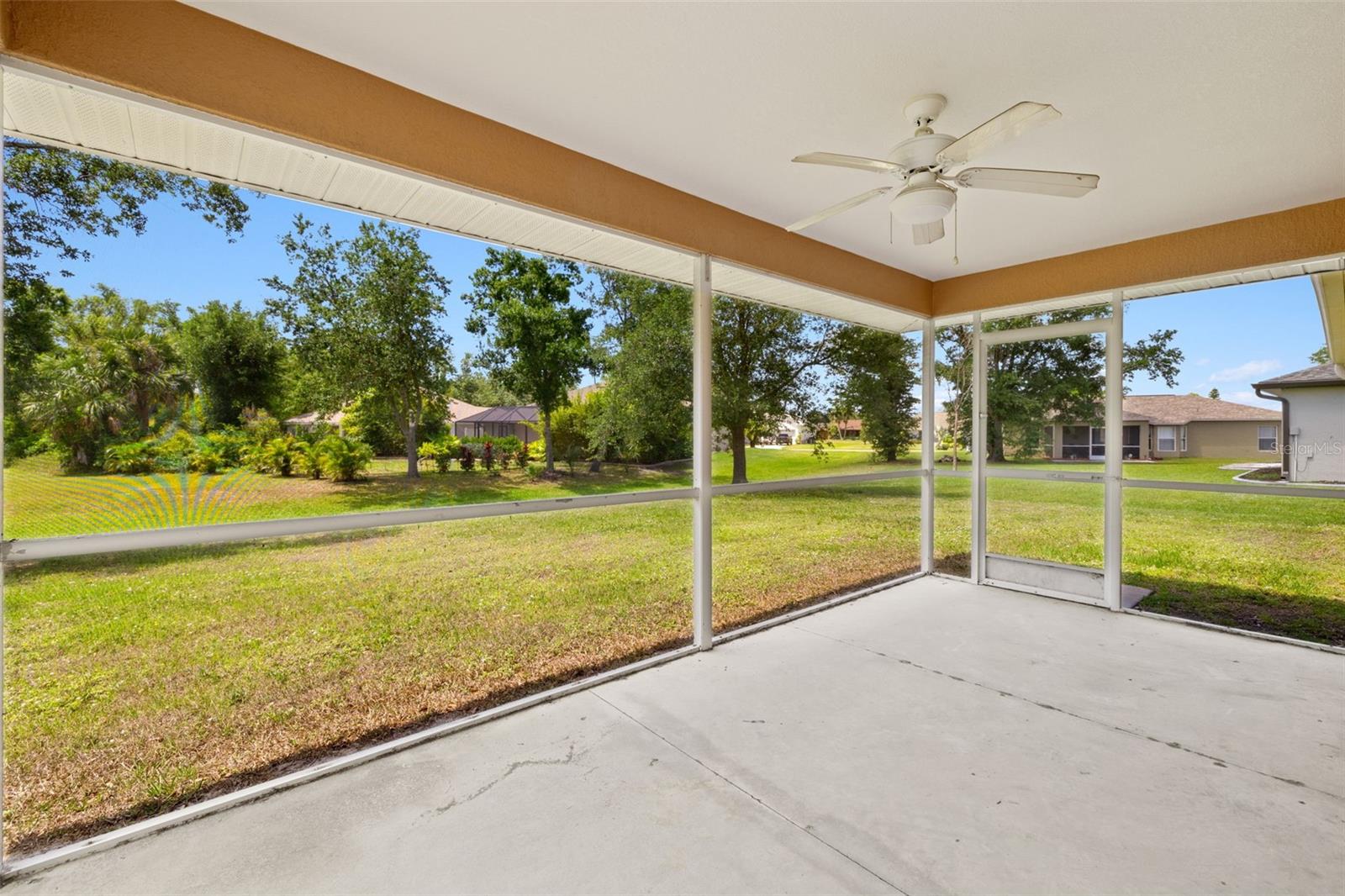 Image 23 of 32 For 27255 Deep Creek Boulevard