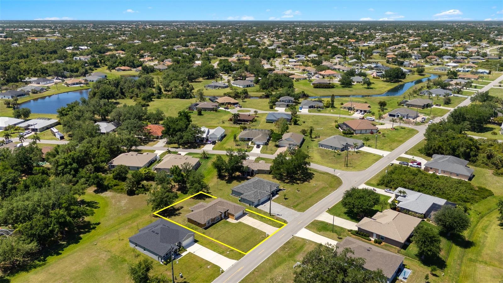 Image 29 of 32 For 27255 Deep Creek Boulevard