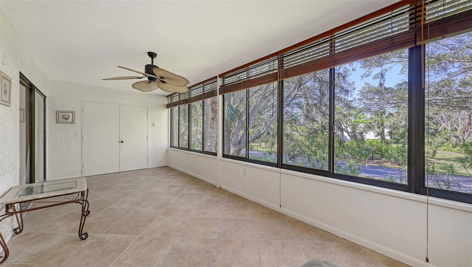 Image 14 of 56 For 811 Oak Drive 811