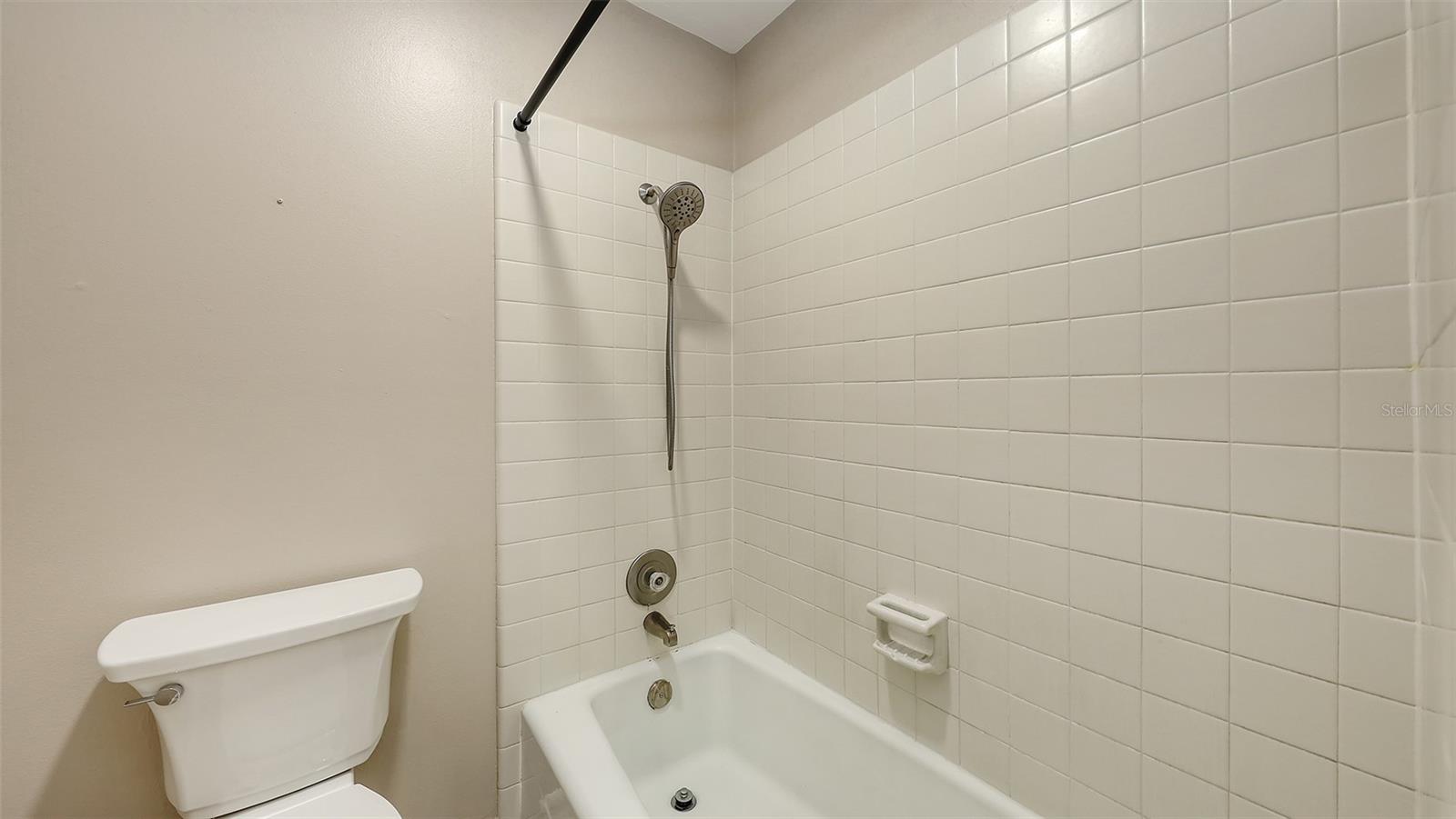 Image 25 of 56 For 811 Oak Drive 811