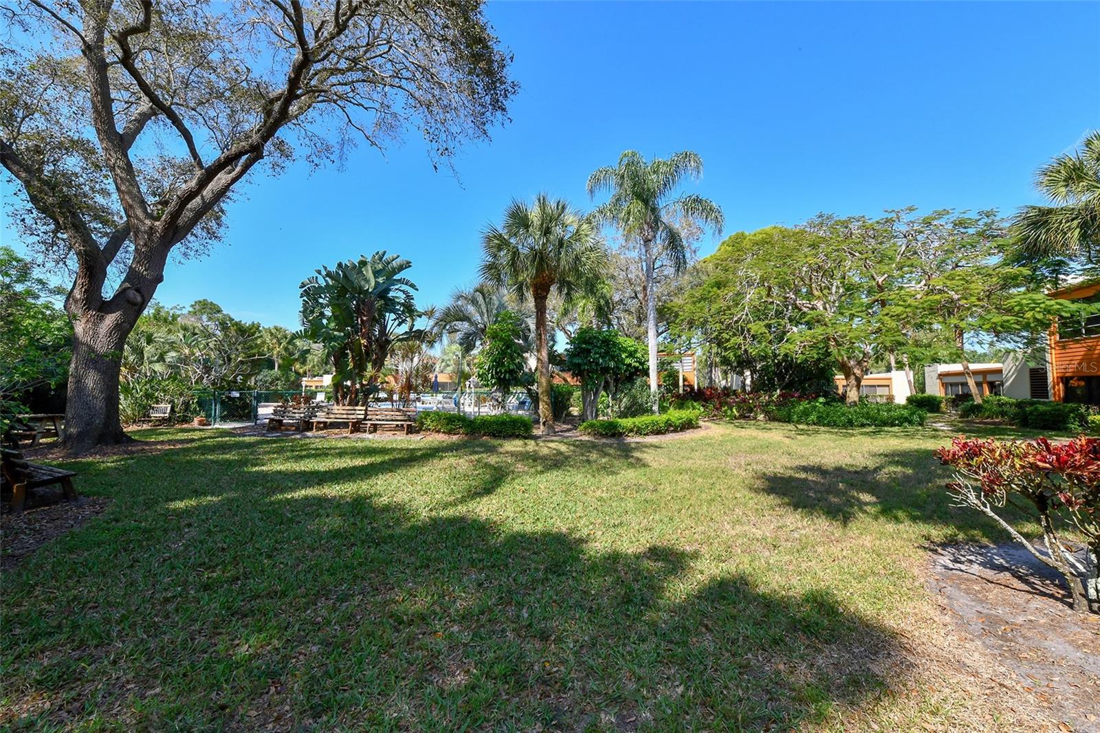 Image 44 of 56 For 811 Oak Drive 811