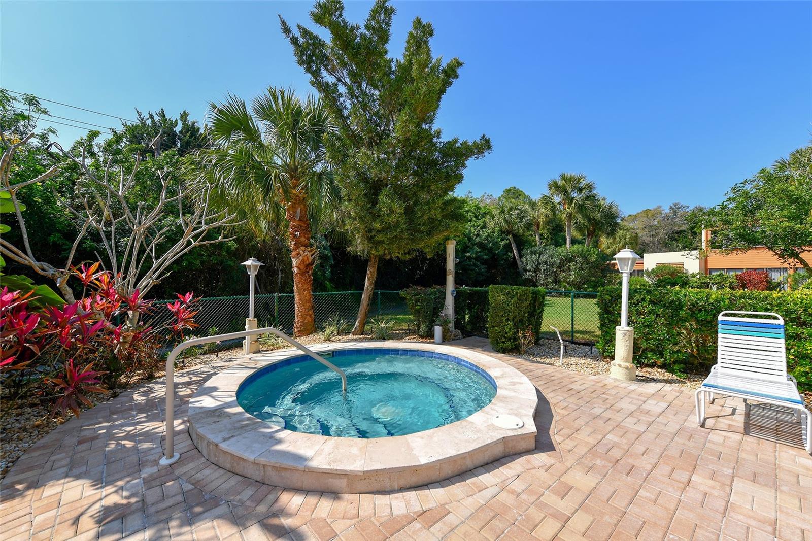 Image 46 of 56 For 811 Oak Drive 811