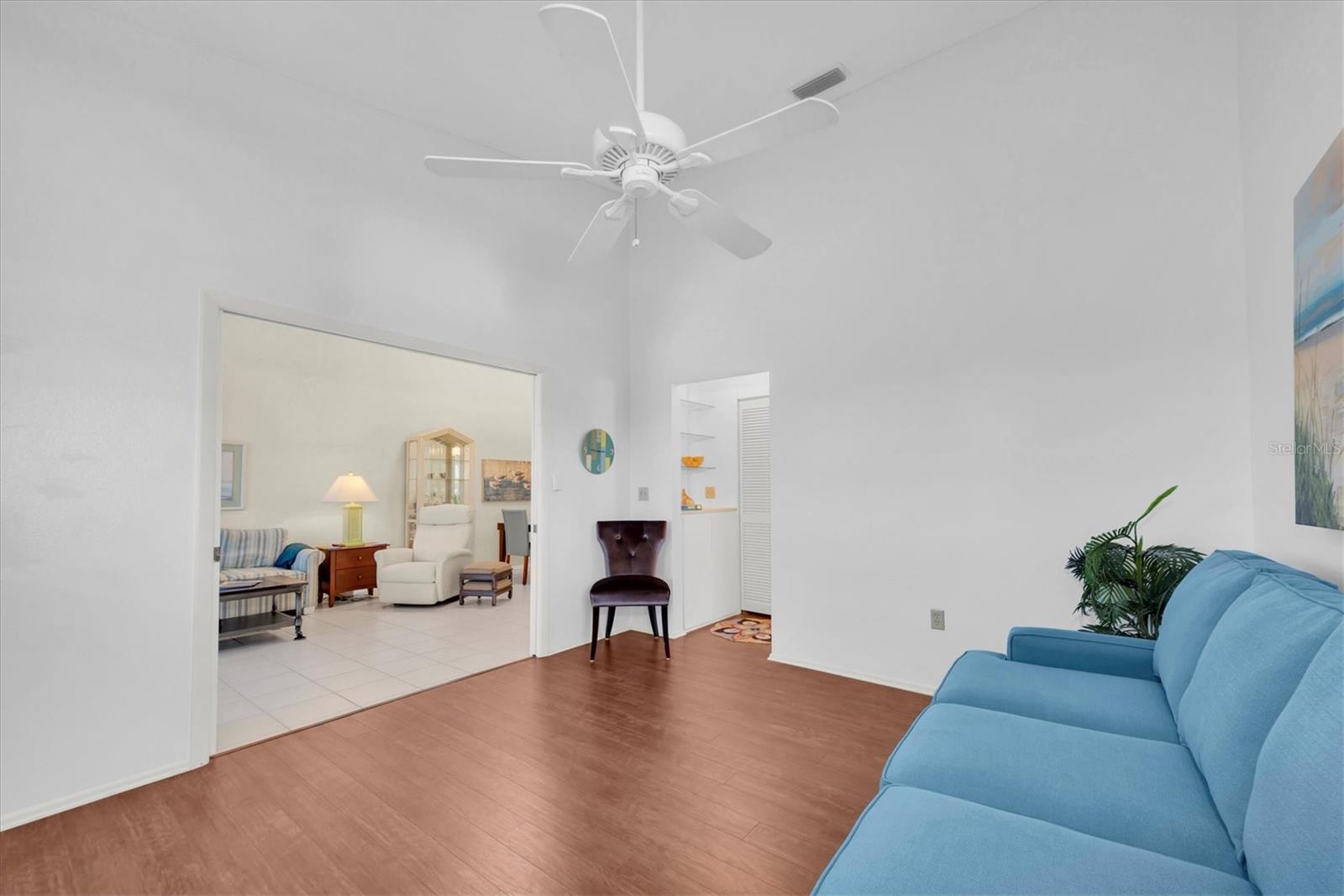 Image 22 of 57 For 801 Waterside Lane